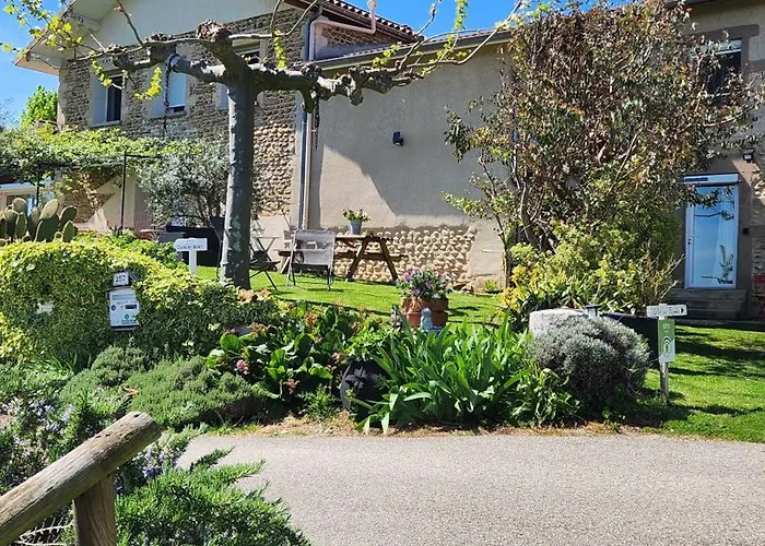 Les Figuets Dom wakacyjny Chateauneuf-de-Galaure
